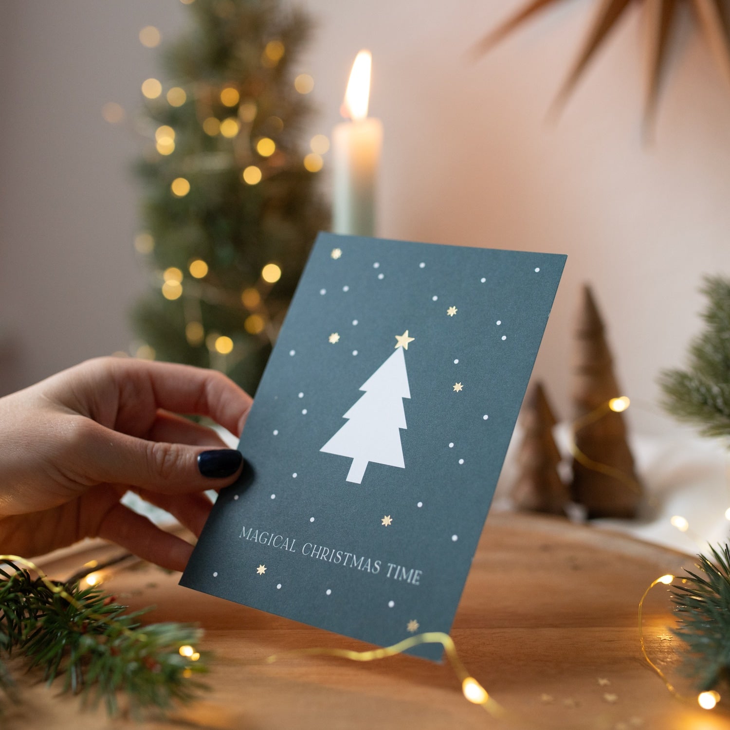 Postkarte „Magical Christmas Time" mit Gold