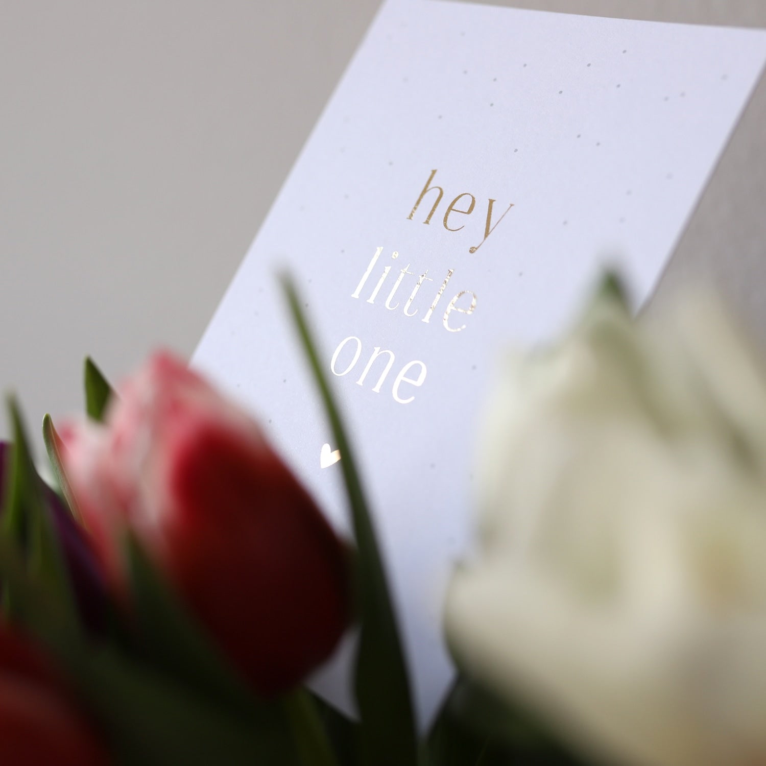 Postkarte „Hey little one“ mit Gold