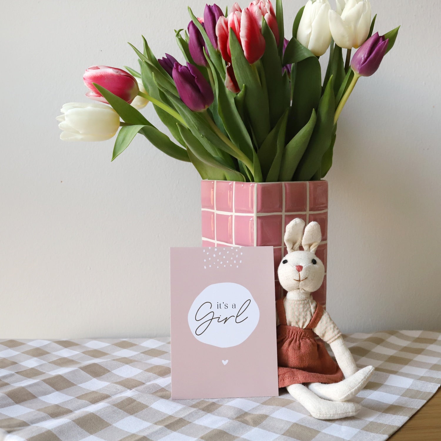 Postkarte „It's a Girl“ mit Gold