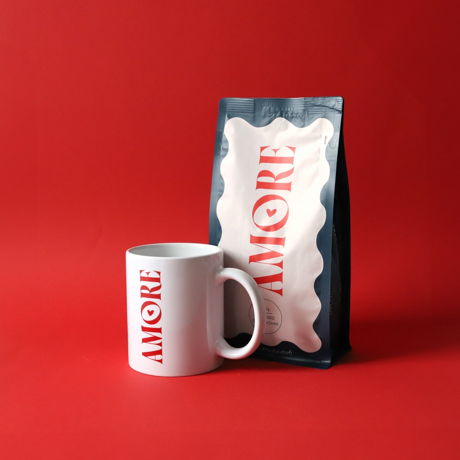 Bundle Tasse & Kaffee „Amore“, ganze Bohne, 250g