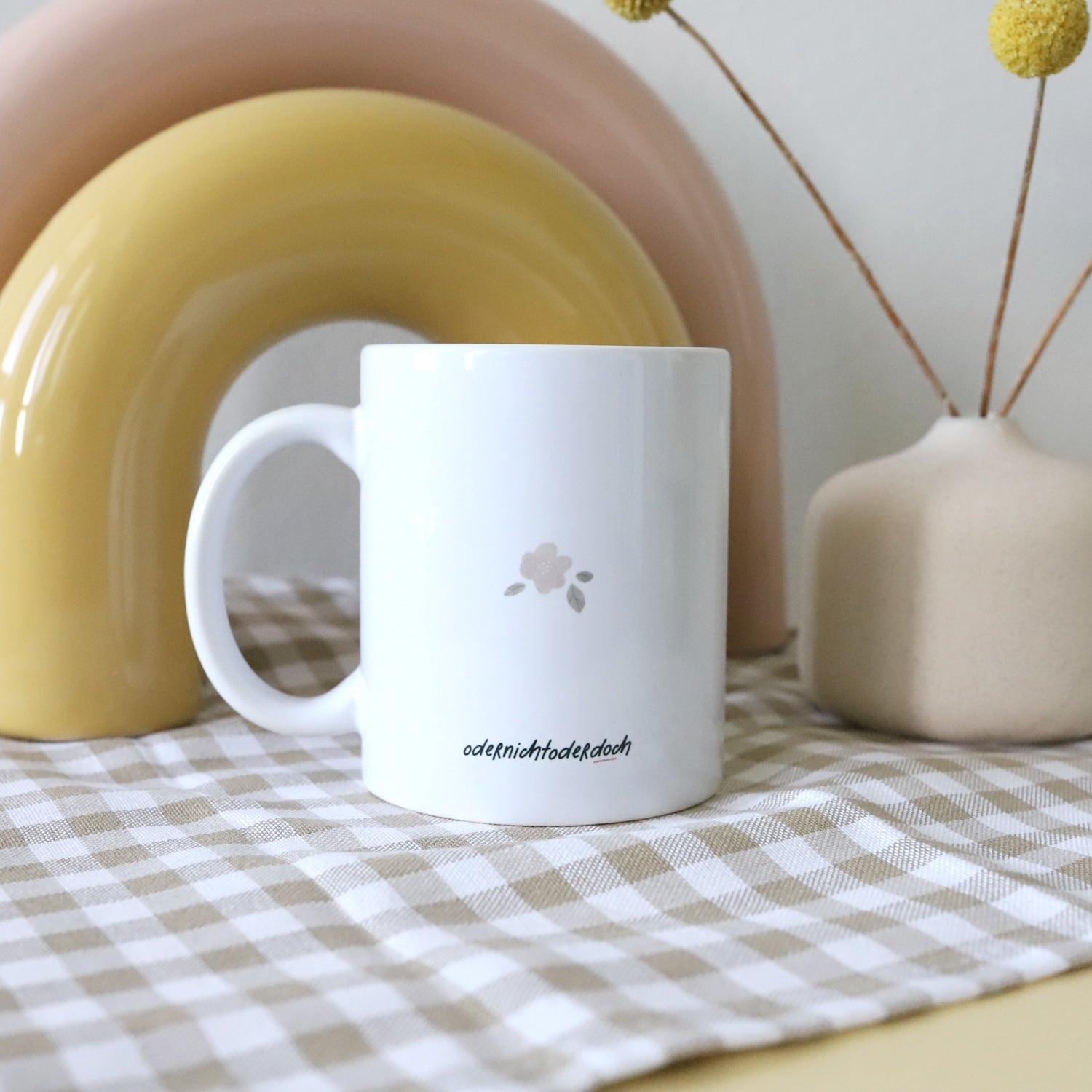 Tasse „Schlafende Biene“