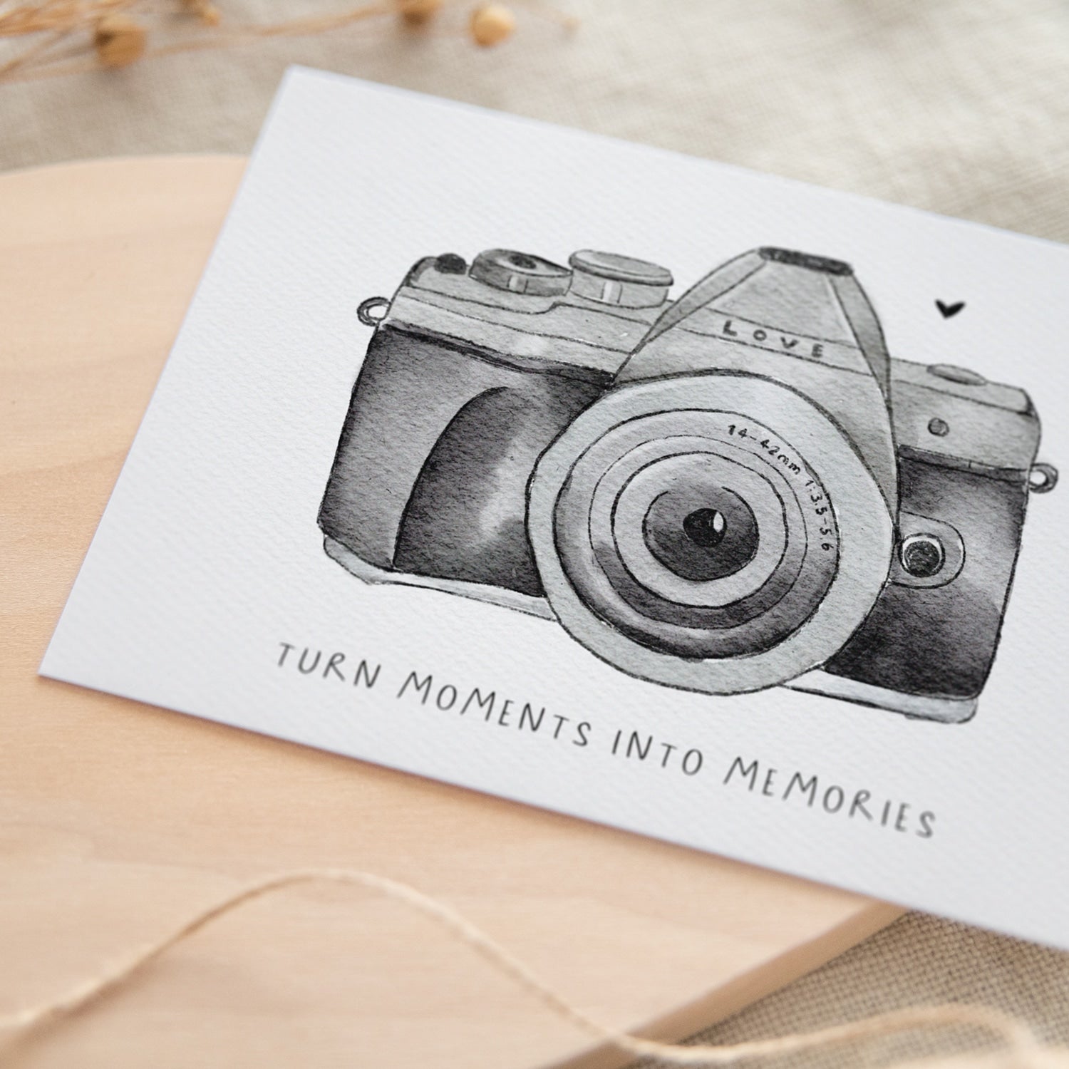 Postkarte „Turn moments into memories"