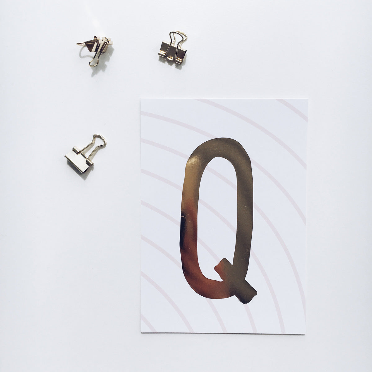 Postkarte „Q"