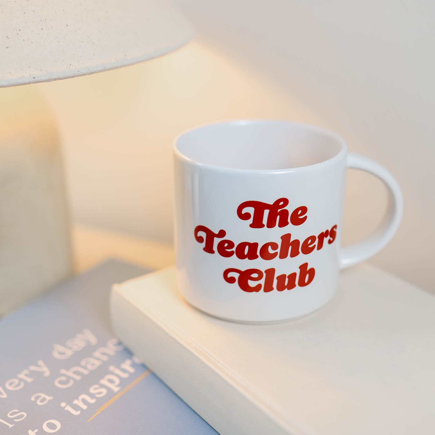Jumbo-Tasse „The Teachers Club", rot
