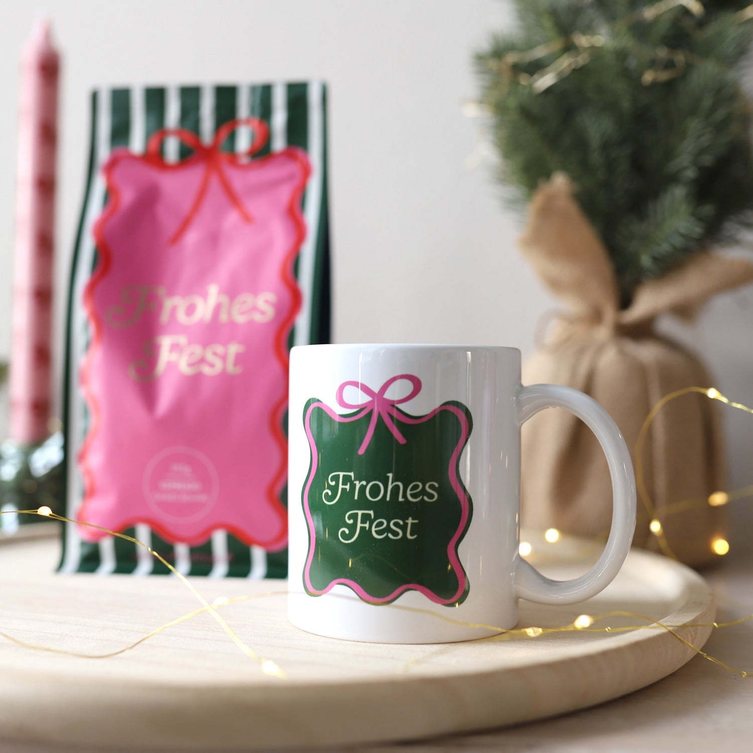 Bundle Tasse & Kaffee „Frohes Fest“, ganze Bohne, 250g