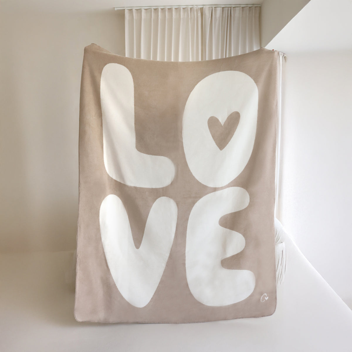 Kuscheldecke „Love“ - 150 x 200 cm